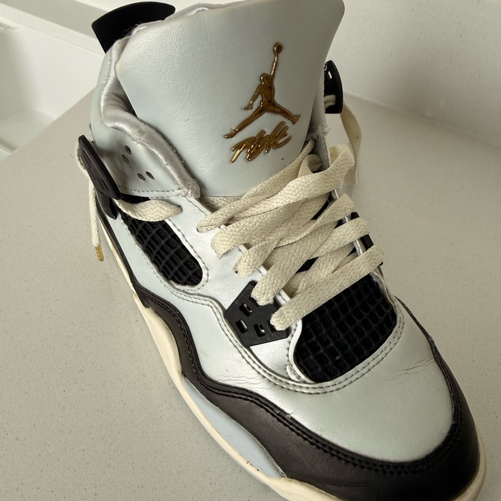 Air Jordan Retro 4 Platinum Sneakers - Size 5